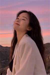 七零军婚，小傻子又娇又媚完结版