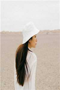 再见江依男女主人公