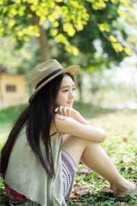 去时惹尘埃，归来月犹在浏览