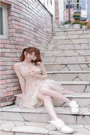 小年夜未来婆婆煽动全家用方言孤立我，我抬手掀了饭桌沈愿乔念无删减+无广告