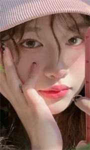 镜花不比人间月试读