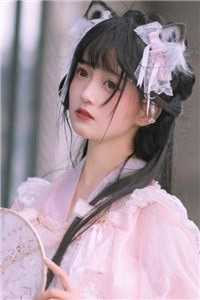 去时惹尘埃，归来月犹在最新