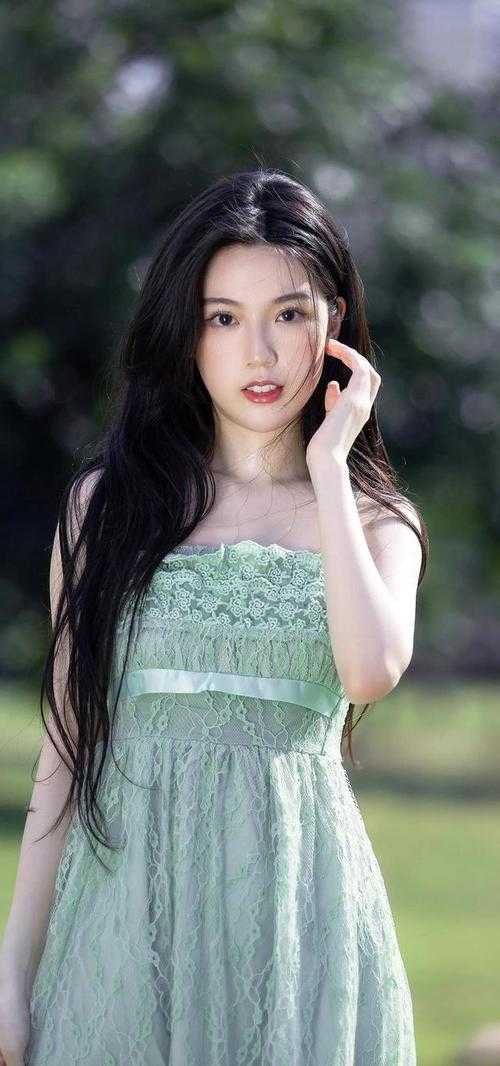 订婚宴上，未婚妻和男助理官宣了许安言陈峰小说全文免费阅读无弹窗大结局